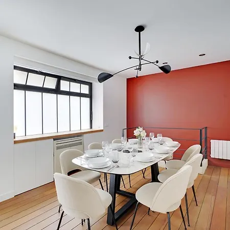Cmg - Magnifique Triplex, Refait A Neuf Dans Une Rue Prisee De Paris-6P Апартаменты *